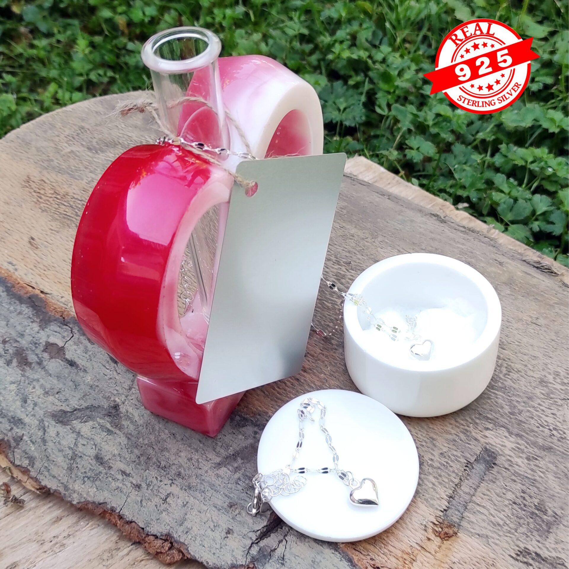 Luksuzni personalizirani darilni set: Verižica/srebrni nakit & ročno izdelana škatlica in vaza iz epoksi smole - slika 6